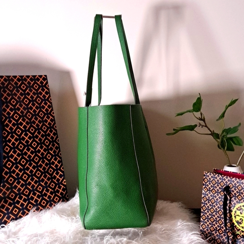 Tory Burch Blake Tote Bag Like New - Picture 5 of 17